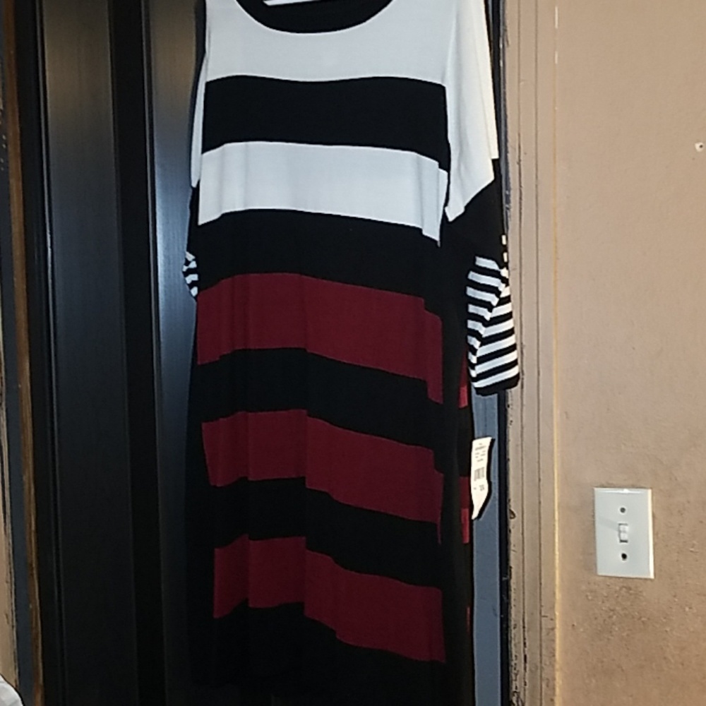 Studio 1 Dress NWT